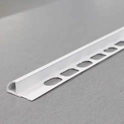 FESTOR PVC VANJ.7/8 2,5 m-22 BIJELI